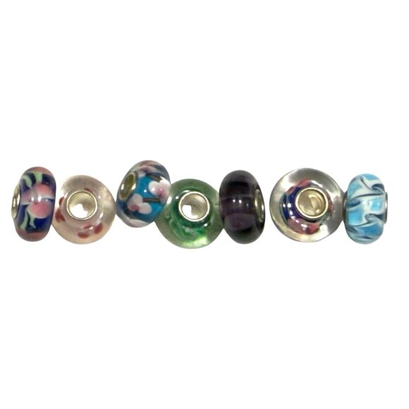200 Glass Murano Style Beads Multicolor Floral .5 inch Center Hole .25 inch - Picture 3 of 4